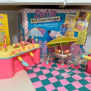 Barbie Pink and Yellow Ice Cream Parlor Playset